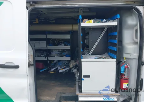 2017 Ford Transit-250 z USA, uszkodzony, nr VIN 1FTYR1YM9HKB17386